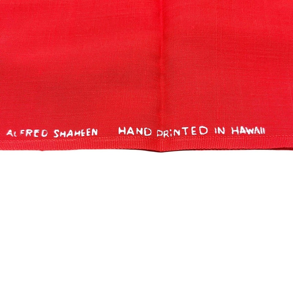 Alfred Shaheen Fabric Hand Printed in Hawaii Red w/White Chrysanthemums 44 x 52 - Picture 9 of 9